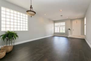 6648 Lurais Dr, Lake Worth, FL 33463, Sold 09/20/17