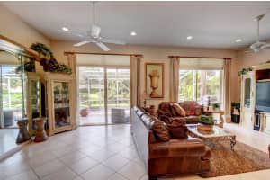 5152 Ventura Dr, Delray Beach, FL 33484, Sold 12/08/17