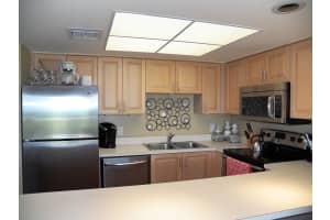 379 NE Tradewind Ln, Stuart, FL 34996, Sold 11/30/17