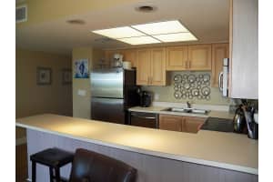 379 NE Tradewind Ln, Stuart, FL 34996, Sold 11/30/17