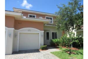 2527 Stockbridge Square SW, Vero Beach, FL 32962, Sold 10/25/17