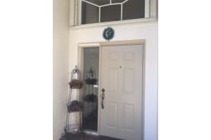 5689 Royal Club Dr, Boynton Beach, FL 33437, Sold 10/16/17