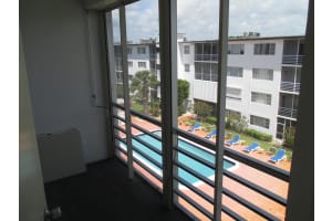 MLS# R10354664, West Palm Beach, Florida 33407