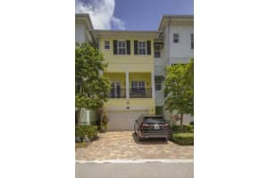 217 N Latitude Cir, Delray Beach, FL 33483, Sold 08/13/18