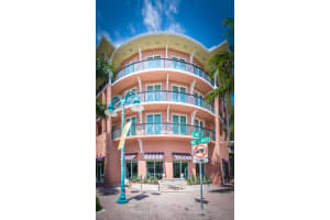 235 NE 1st St, Delray Beach, FL 33444, Sold 03/16/18