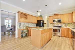 10234 Hunt Club Ln, Palm Beach Gardens, FL 33418, Sold 09/20/17
