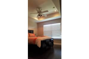4957 Southard St, Lake Worth, FL 33463, Sold 09/29/17