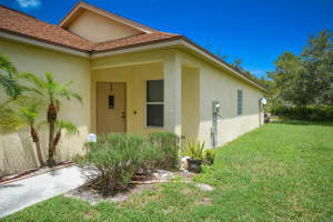 8012 SE Sugar Pines Way, Hobe Sound, FL 33455, Sold 12/18/17