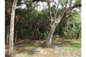 653 23rd St SE, Vero Beach, FL 32962, Sold 09/19/17