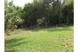 653 23rd St SE, Vero Beach, FL 32962, Sold 09/19/17