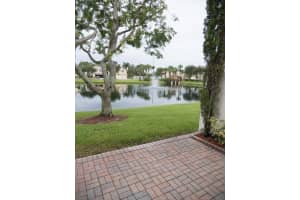 7770 Colony Lake Dr, Boynton Beach, FL 33436, Sold 09/21/17