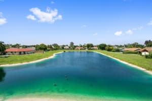 684 Connestee Rd, West Palm Beach, FL 33413, Sold 09/28/17