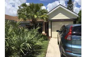 1466 SE Larkwood Cir, Port St. Lucie, FL 34952, Sold 10/02/17