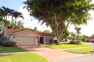 6760 Hollandaire Dr W, Boca Raton, FL 33433, Sold 09/20/17