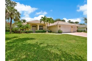8884 SW Fishermans Wharf Dr, Stuart, FL 34997, Sold 10/26/17