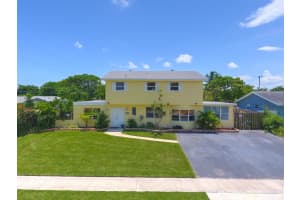 2154 Dorson Way, Delray Beach, FL 33445, Sold 09/15/17