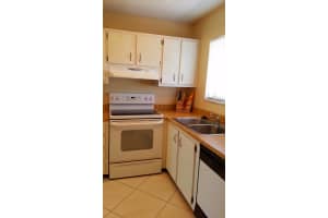 300 Waterway Dr S, Lantana, FL 33462, Sold 10/13/17