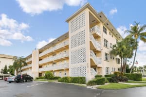330 N Federal Hwy, Deerfield Beach, FL 33441, Sold 12/04/17