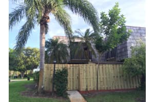 1650 Forest Lakes Cir, West Palm Beach, FL 33406, Sold 09/29/17