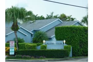 3823 Island Club Cir E, Lake Worth, FL 33462, Sold 11/30/17
