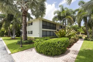 807 NE 1st St w8, Delray Beach, FL 33483, Sold 01/15/18
