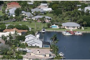 9090 SE Yacht Club Cir, Hobe Sound, FL 33455, Sold 10/20/17