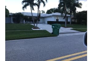 2513 Canterbury Dr N, Riviera Beach, FL 33407, Sold 01/23/18