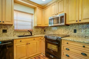 535 SE 5th Cir #14b, Boynton Beach, FL 33435, Sold 12/07/17