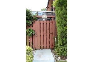 4266 Landar Dr, Lake Worth, FL 33463, Sold 11/01/17