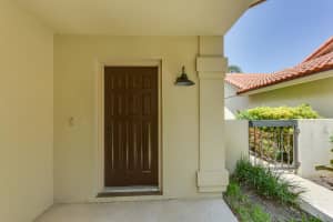 2895 Farragut Ln, West Palm Beach, FL 33409, Sold 09/29/17