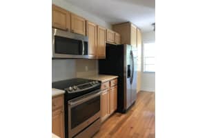 380 Canal Point N, Delray Beach, FL 33444, Sold 04/17/18