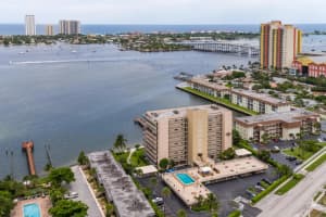 3040 Lake Shore Dr, Riviera Beach, FL 33404, Sold 06/29/18