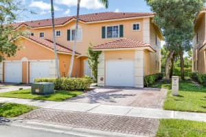 5528 Monte Carlo Ln, Margate, FL 33068, Sold 10/17/17
