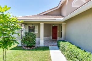 4330 Manor Forest Way, Boynton Beach, FL 33436, Sold 11/29/17