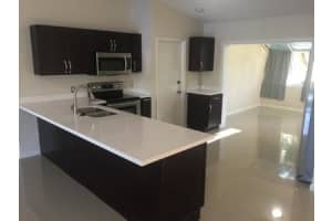 207 Parkwood Dr S, Royal Palm Beach, FL 33411, Sold 12/29/17