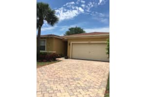 807 Fieldstone Way, West Palm Beach, FL 33413, Sold 02/06/18