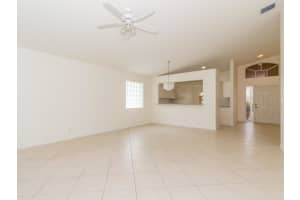 5688 Royal Club Dr, Boynton Beach, FL 33437, Sold 11/17/17