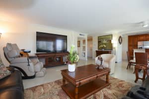 1200 S Ocean Blvd #3d, Boca Raton, FL 33432, Sold 12/07/17