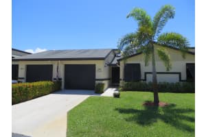 15 Ridge Pointe Dr, Boynton Beach, FL 33435, Sold 10/25/17