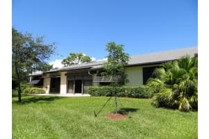 15 Ridge Pointe Dr, Boynton Beach, FL 33435, Sold 10/25/17