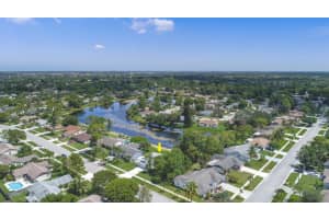119 Parkwood Dr, Royal Palm Beach, FL 33411, Sold 09/29/17