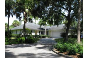 735 35th Ave SW, Vero Beach, FL 32968, Sold 03/01/18