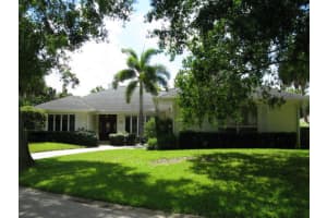 735 35th Ave SW, Vero Beach, FL 32968, Sold 03/01/18