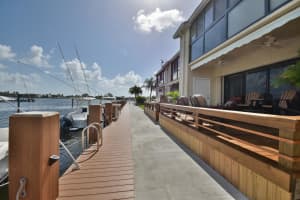 743 NE 12th Terrace, Boynton Beach, FL 33435, Sold 01/16/18