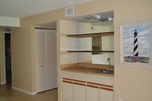 3400 Twin Lakes Terrace, Fort Pierce, FL 34951, Sold 09/21/17