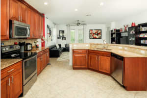 10740 Ivanhoe Ln, Wellington, FL 33414, Sold 03/20/18