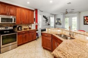 10740 Ivanhoe Ln, Wellington, FL 33414, Sold 03/20/18