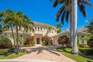 13 Ocean Harbour Cir, Boynton Beach, FL 33435, Sold 10/09/18