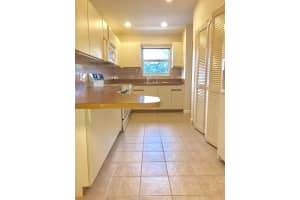 8388 SE Croft Cir, Hobe Sound, FL 33455, Sold 12/14/17