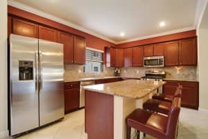 58 NW Hawthorne Pl, Boca Raton, FL 33432, Sold 10/23/17